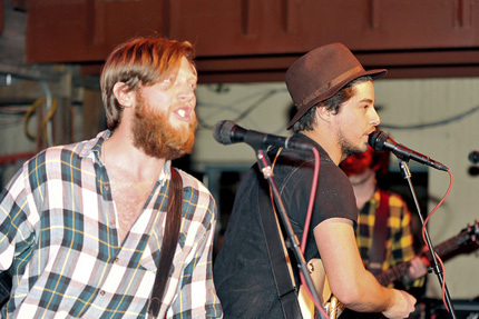 Furious Love (2010) - (Darren Wilson) DivX Furious Love (2010) - (Darren Wilson) DivX